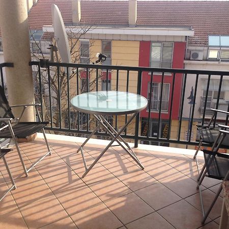 Tommy Apartman Hajduszoboszlo Ngoại thất bức ảnh