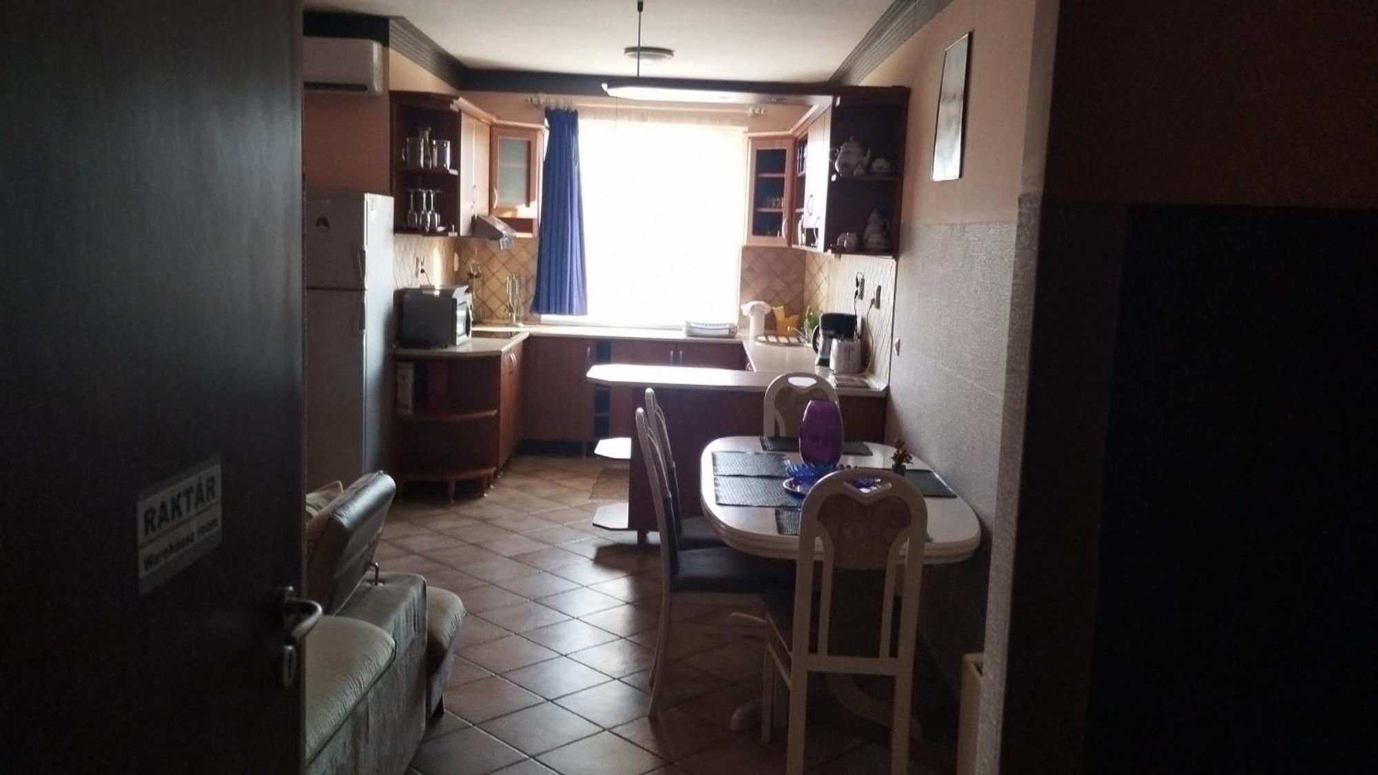 Tommy Apartman Hajduszoboszlo Ngoại thất bức ảnh