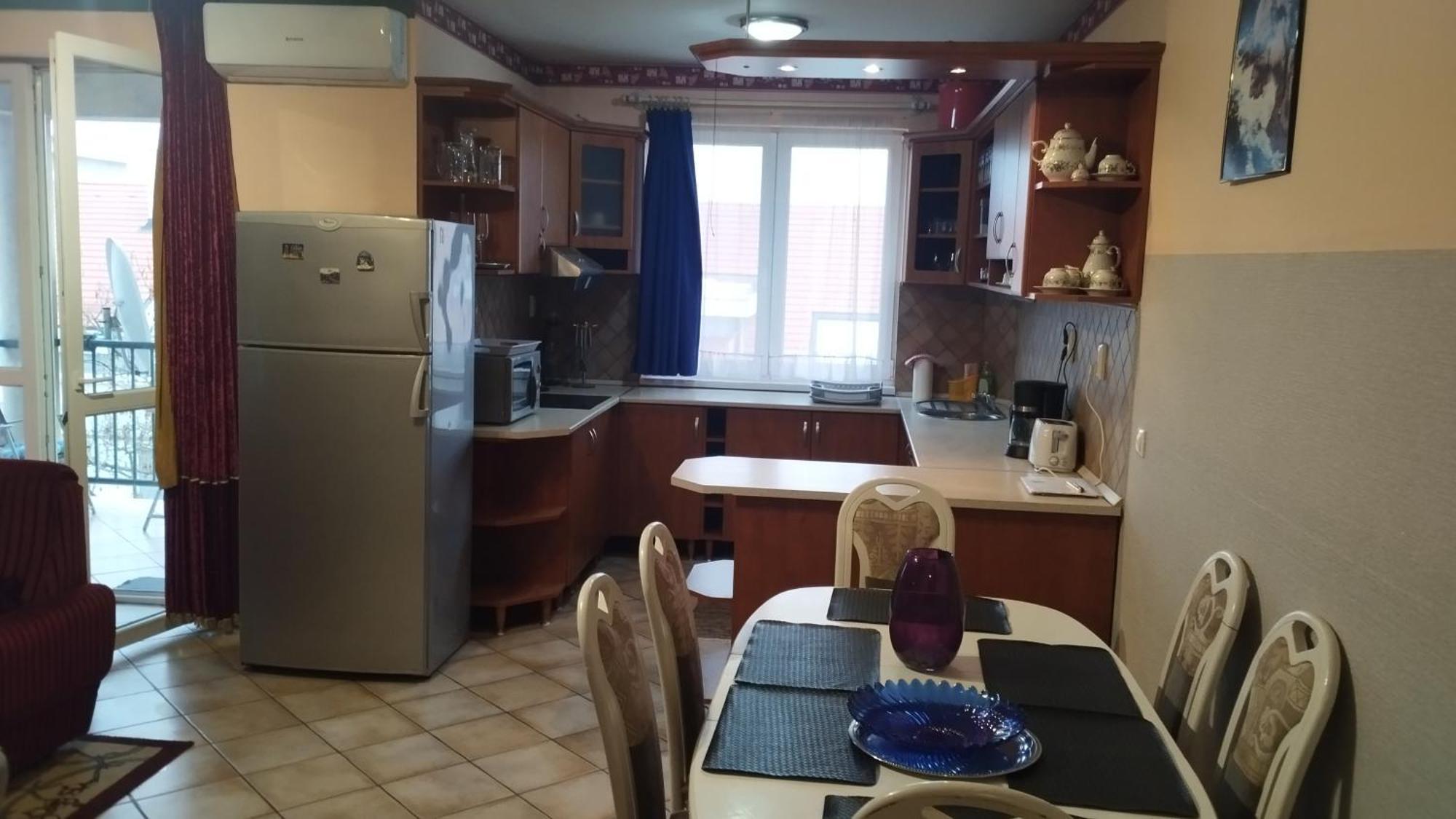 Tommy Apartman Hajduszoboszlo Ngoại thất bức ảnh