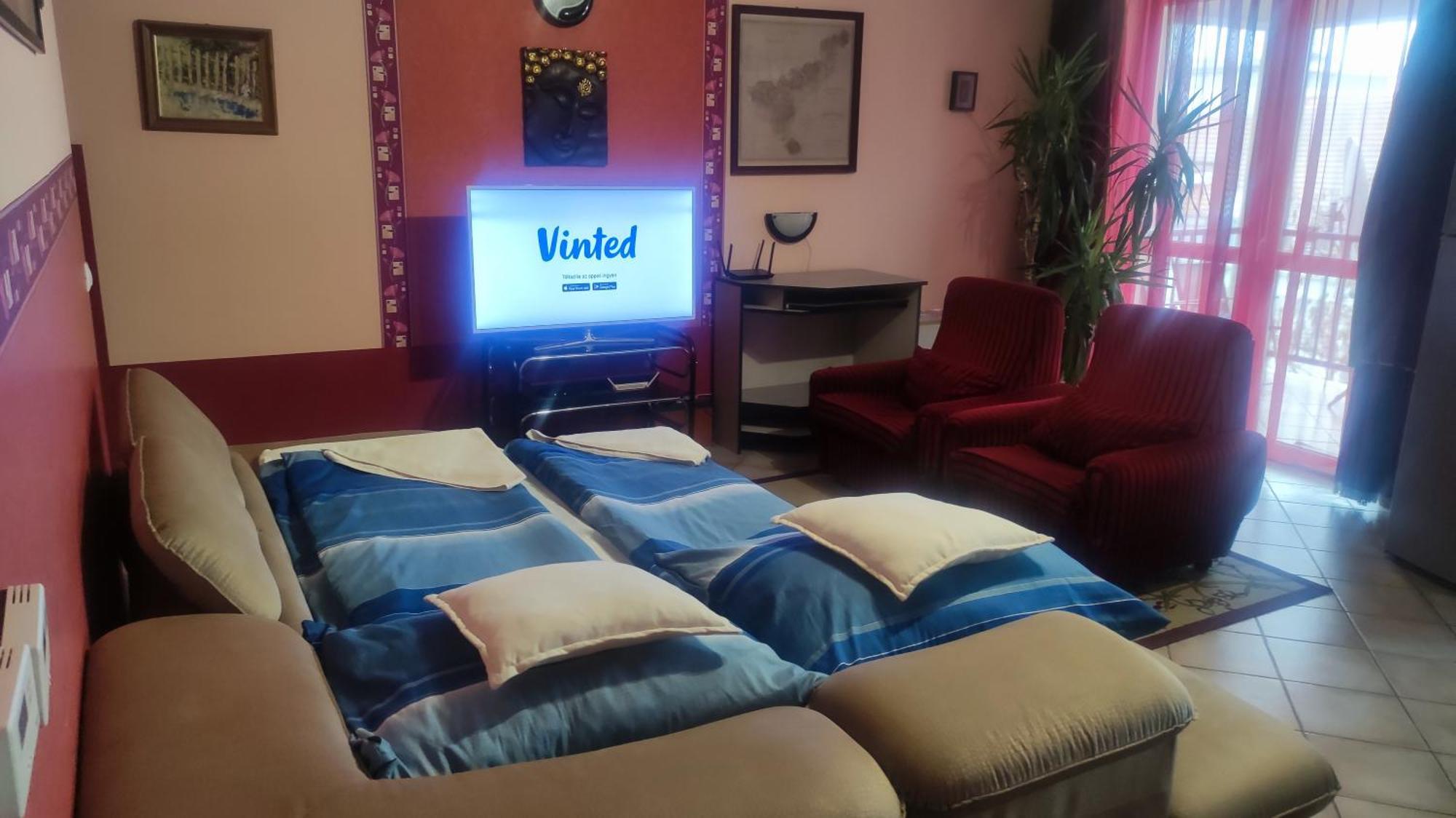 Tommy Apartman Hajduszoboszlo Ngoại thất bức ảnh