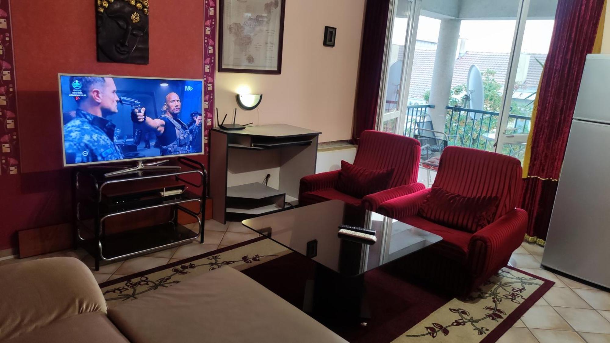 Tommy Apartman Hajduszoboszlo Ngoại thất bức ảnh