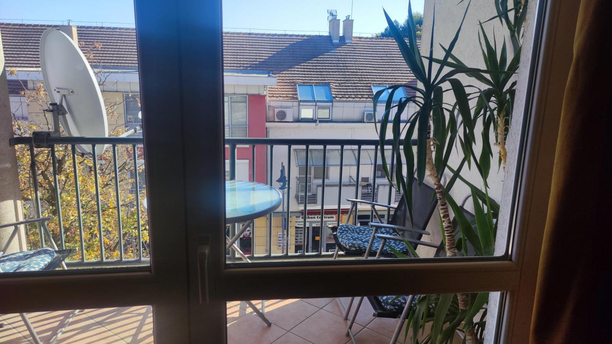 Tommy Apartman Hajduszoboszlo Ngoại thất bức ảnh